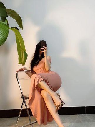 俏妞qiaoniuTT微密圈照片，高清大图尽收眼底