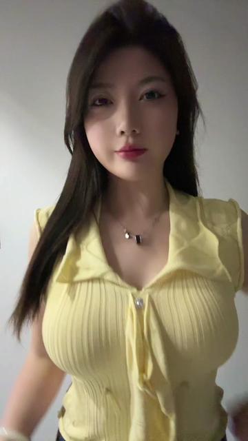 妮是老虎网红陈妮妮微密圈套图视频资源，曝光揭秘颜值魅力