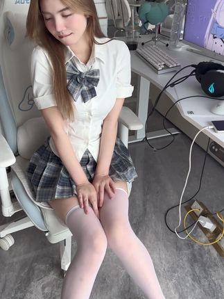 抖音八酱极限1v3视频精彩背后的梗,分析八酱与榜一大哥的线下对决 抖音八酱极限1v3视频精彩背后的梗,分析八酱与榜一大哥的线下对决