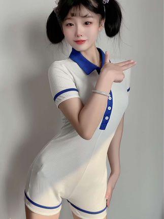 萱萱很甜(萱福晋)微密圈作品资源，充满快乐与幽默给你温暖的笑容