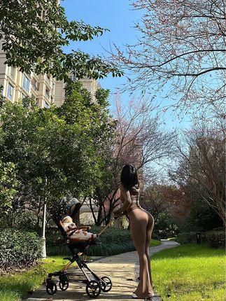 俏妞t个人资料背景介绍,介绍她的个人背景和经历 俏妞t个人资料背景介绍,介绍她的个人背景和经历