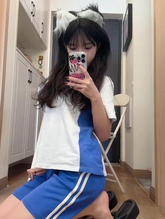 抖音网红晴天小猪本猪娇小搞笑作品引爆微密圈，可爱大人气