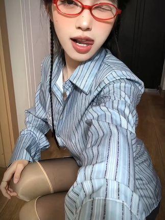 抖音网红晴天小猪本猪娇小搞笑作品引爆微密圈，可爱大人气