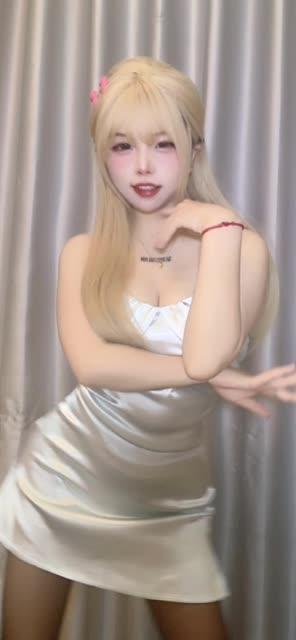 某音网红【唯一甜甜圈】微密圈合集（最全唯一甜甜圈微密圈资源）