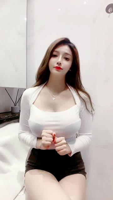 机智可爱肤白貌美的大兔兔的成名经历,探寻她的崛起之路 机智可爱肤白貌美的大兔兔的成名经历,探寻她的崛起之路