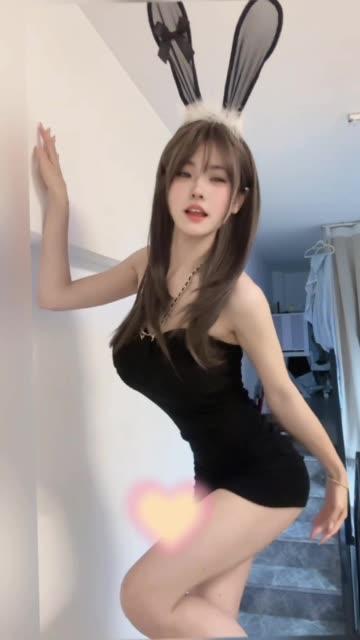 抖音网红给乔买裙子微密圈付费内容，最新图集和视频揭秘