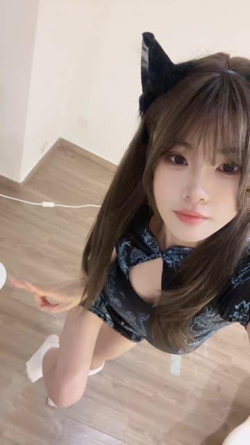 抖音网红给乔买裙子微密圈付费内容，最新图集和视频揭秘