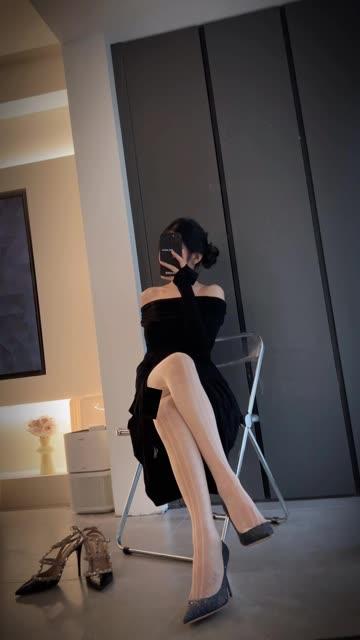 陈佩奇yyyy维密圈照片粉色的猪8分钟资源曝光 陈佩奇yyyy维密圈照片粉色的猪8分钟资源曝光