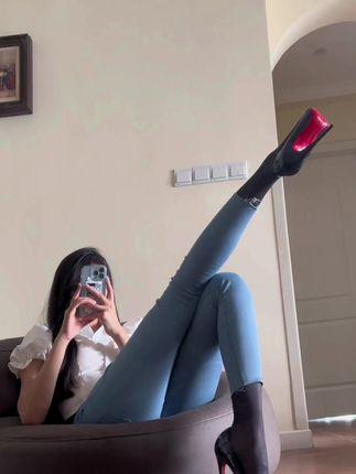 微博网红纪念小小V,私房写真付费圈 微博网红纪念小小V,私房写真付费圈