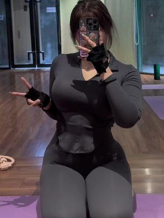 洁己u的粉丝互动及社交活动,了解她与粉丝的互动和社交活动 洁己u的粉丝互动及社交活动,了解她与粉丝的互动和社交活动