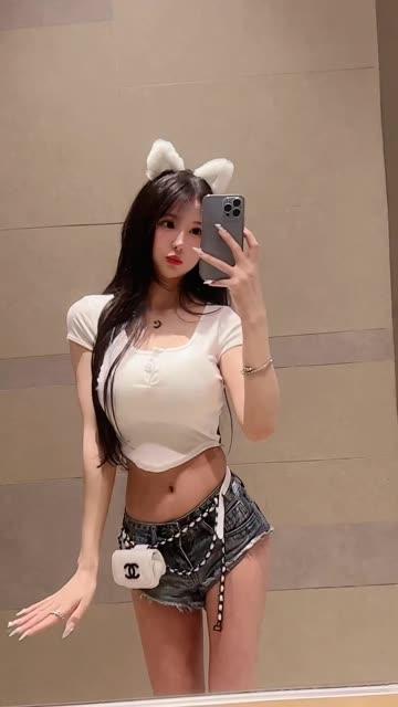 沈汝凡超哇塞微密圈照片解读，背后的故事令人感动