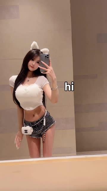 沈汝凡超哇塞微密圈照片解读，背后的故事令人感动