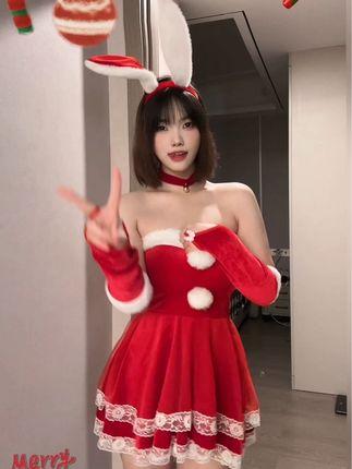 抖音网红琳铛铛微密圈作品资源粉色短裙穿搭，引发时尚热潮