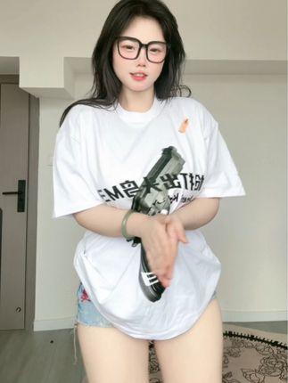 微密圈大尺度作品,可爱的肉巴性感魅力惊艳全场 微密圈大尺度作品,可爱的肉巴性感魅力惊艳全场