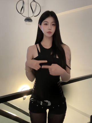 抖音网红鱼神鱼的独家穿搭技巧和高质量资源，通过云盘轻松获得