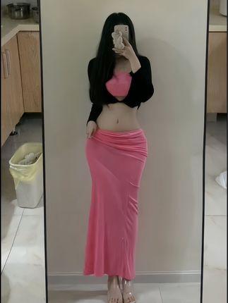 小芋泥yyy微密圈作品美照赏析，散发自信魅力追求梦想之光