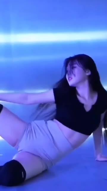 【独家下载】抖音大鹅gaga微密圈NO.001期（大鹅gaga微密圈首期资源下载）