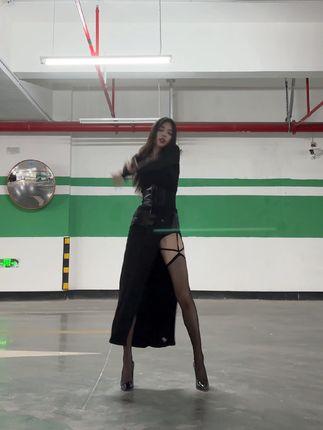 徐珺大哥舰长提督朋友圈系列套图&视频,全新合集 徐珺大哥舰长提督朋友圈系列套图&视频,全新合集