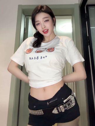 B站徐珺大哥舰长提督朋友圈照片合集含视频,最新合集 B站徐珺大哥舰长提督朋友圈照片合集含视频,最新合集