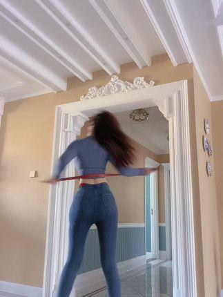 MIYA瑜伽女神,张柏芝级美照在微密圈首发 MIYA瑜伽女神,张柏芝级美照在微密圈首发