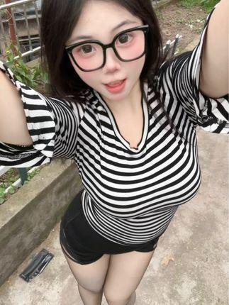 可爱的肉巴微密圈图片大公开，全新作品让你目不转睛