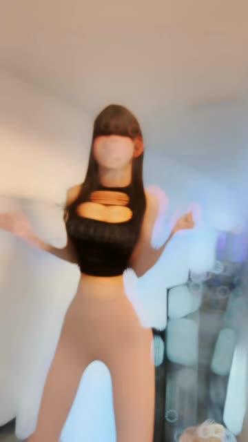 给乔买裙子付费内容解析,微密圈专属圈子大揭秘 给乔买裙子付费内容解析,微密圈专属圈子大揭秘