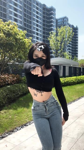 宋昱欣hitomi写真热销背后的故事是什么?热门写真宋昱欣hitomi系列深度解析 宋昱欣hitomi写真热销背后的故事是什么?热门写真宋昱欣hitomi系列深度解析