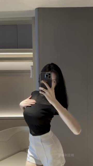 如何看待抖音网红麻利亚辣微密圈资源？微密圈麻利亚辣图集解析