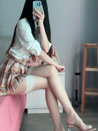 利用谷歌下拉框轻松搜索刘雅萌微密圈相关内容，省时又高效