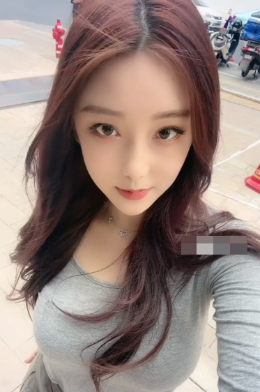 抖音网红奶雯微密圈是什么？资讯和福利？