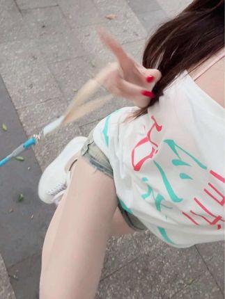 嘉嘉今天要早睡微博图片来袭,可爱嘉的秘密美图欣赏 嘉嘉今天要早睡微博图片来袭,可爱嘉的秘密美图欣赏