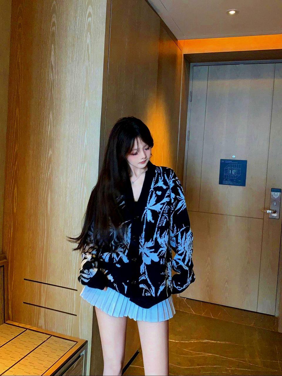 hh0neyy哪个平台的网红？（探索hh0neyy的成名之路）