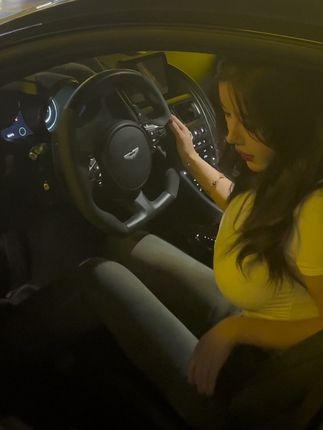 猪小七遮副乳吊带泳衣时尚解析,猪小七的夏日性感穿搭 猪小七遮副乳吊带泳衣时尚解析,猪小七的夏日性感穿搭