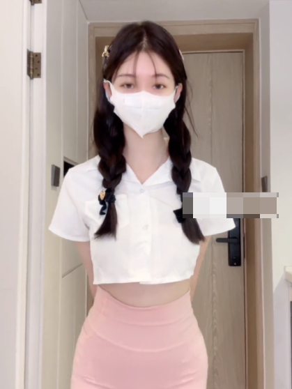 如何看待抖音网红粉粉兔叽微密圈精选作品资源