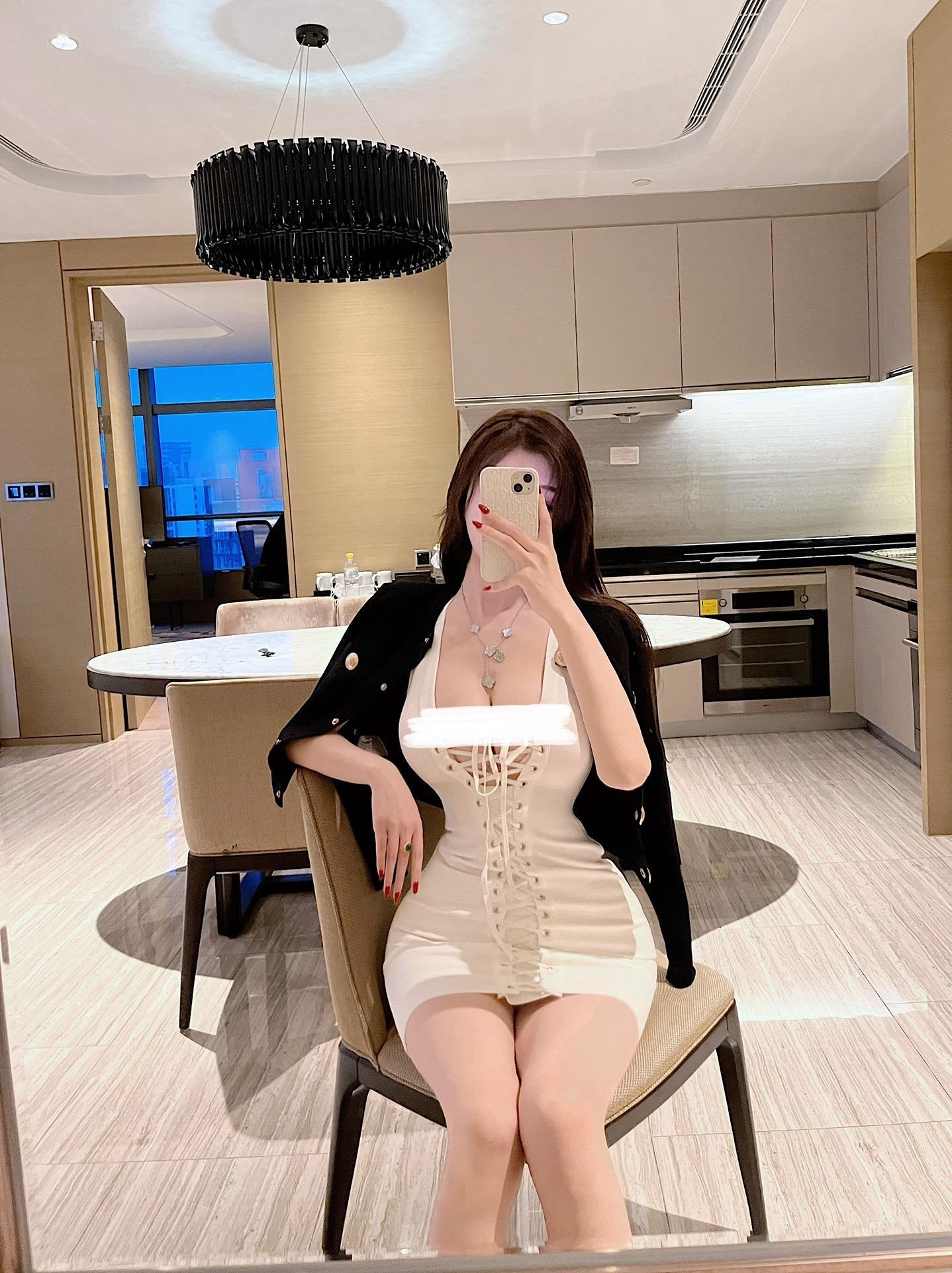 脸红Dearie和脸红MM,她们是同一个人吗? 脸红Dearie和脸红MM,她们是同一个人吗?