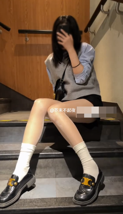 抖音芥末不起夜微密圈穿搭作品，时尚指南与商业推广的完美结合