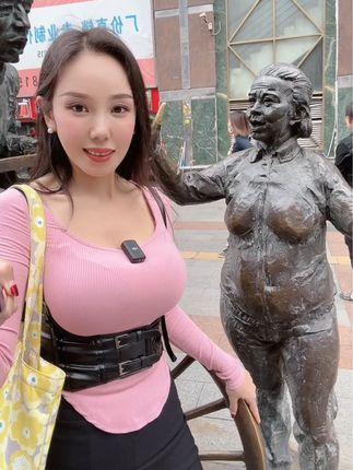 小厨娘美食记微密圈惊艳照片，美食与美女的完美结合