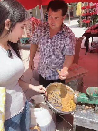 小厨娘美食记微密圈惊艳照片，美食与美女的完美结合
