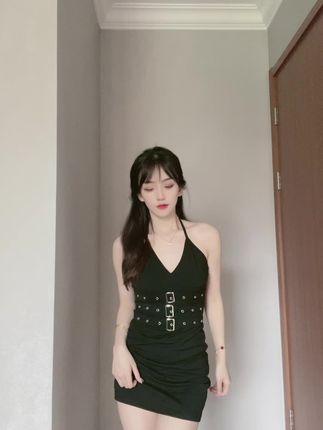 崽崽aaa的可爱纯欲小姐姐，动感光波视频热度飙升