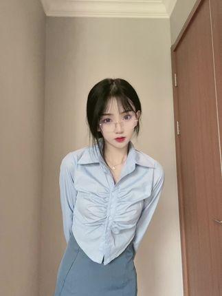 崽崽aaa的可爱纯欲小姐姐，动感光波视频热度飙升