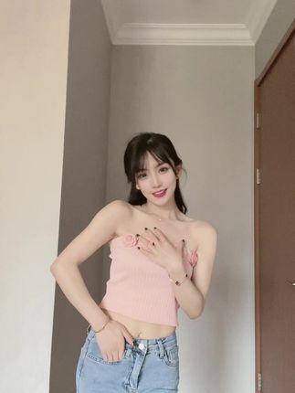 崽崽aaa的可爱纯欲小姐姐，动感光波视频热度飙升