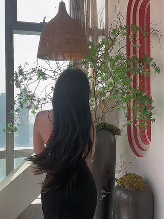 绝美女神周妍希！简约装扮尽显清新脱俗，一颦一笑惊艳了时光