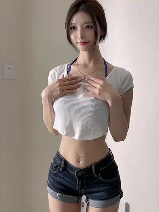 陈妮妮UNI超惹火微密圈魅惑摄影作品集，梦幻世界的美丽与诱惑