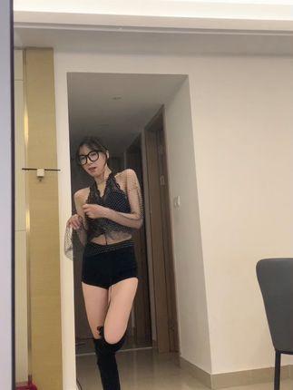 智桃Lucky的微密圈作品赏析，高颜值与才华的完美结合