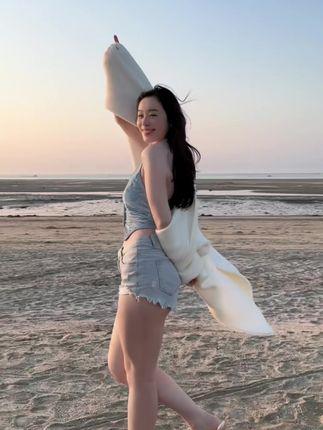 揭秘铁锤姐姐的微密圈写真及视频合集 揭秘铁锤姐姐的微密圈写真及视频合集