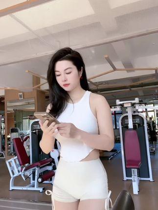 小猫咪CK微密圈内独家花絮,幕后故事揭晓 小猫咪CK微密圈内独家花絮,幕后故事揭晓