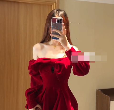 抖音小贝微密图片曝光，满屏都是腿啊！