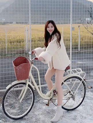 抖音小萌子微密圈最新作品资源情趣内衣展示，时尚与性感的完美融合