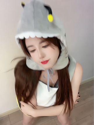 比基尼遮副乳吊带泳衣猪小七的性感时尚,猪小七的夏季必备单品 比基尼遮副乳吊带泳衣猪小七的性感时尚,猪小七的夏季必备单品