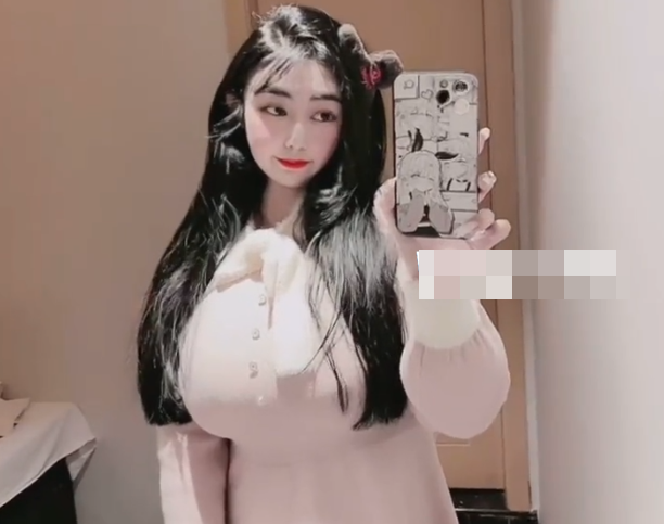 抖音夏雨贞微密圈精选作品图片出炉，身材怕是有F~G吧！